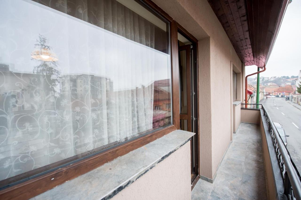 Vila Nicopole Art & Wine Brasov Exterior photo