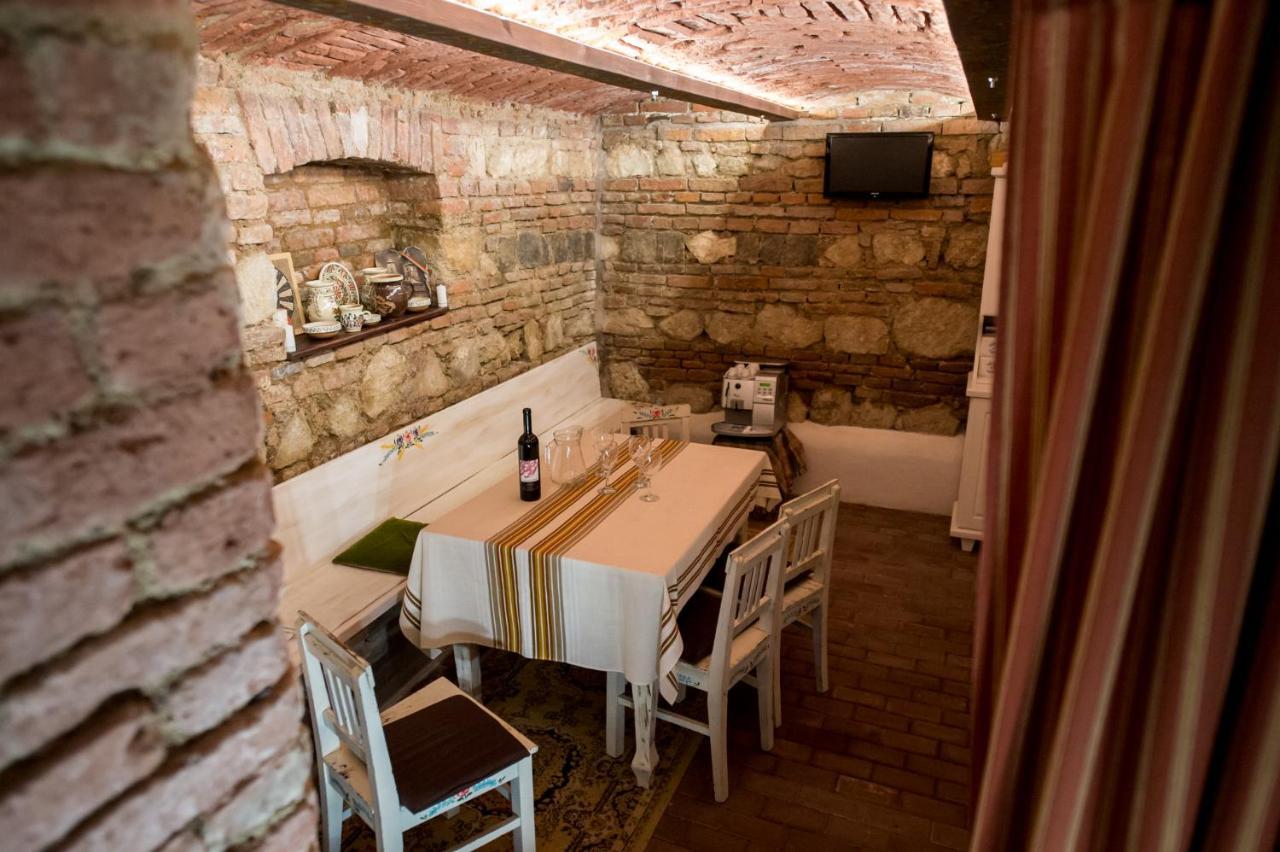 Vila Nicopole Art & Wine Brasov Exterior photo